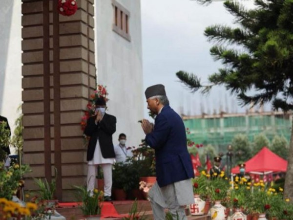 प्रधानमन्त्री शेरबहादुर देउवा राष्ट्रपति विद्यादेवी भण्डारीलाई भेटेर शीतल निवासबाट फर्के